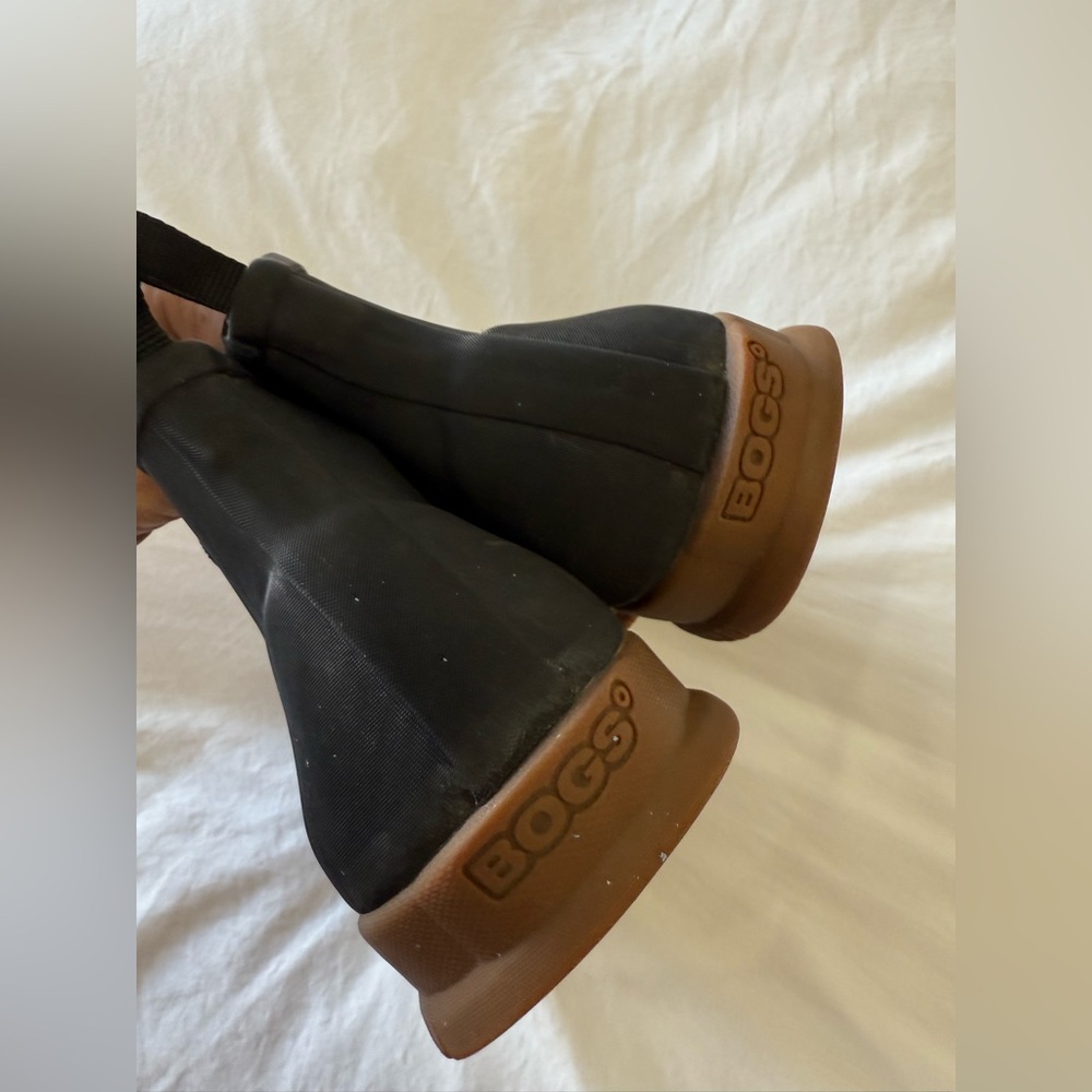 Bogs | Women's 9 | Sweetpea Ankle Waterproof Rubber Rain Boots Waterproof Black - Picture 4 of 8